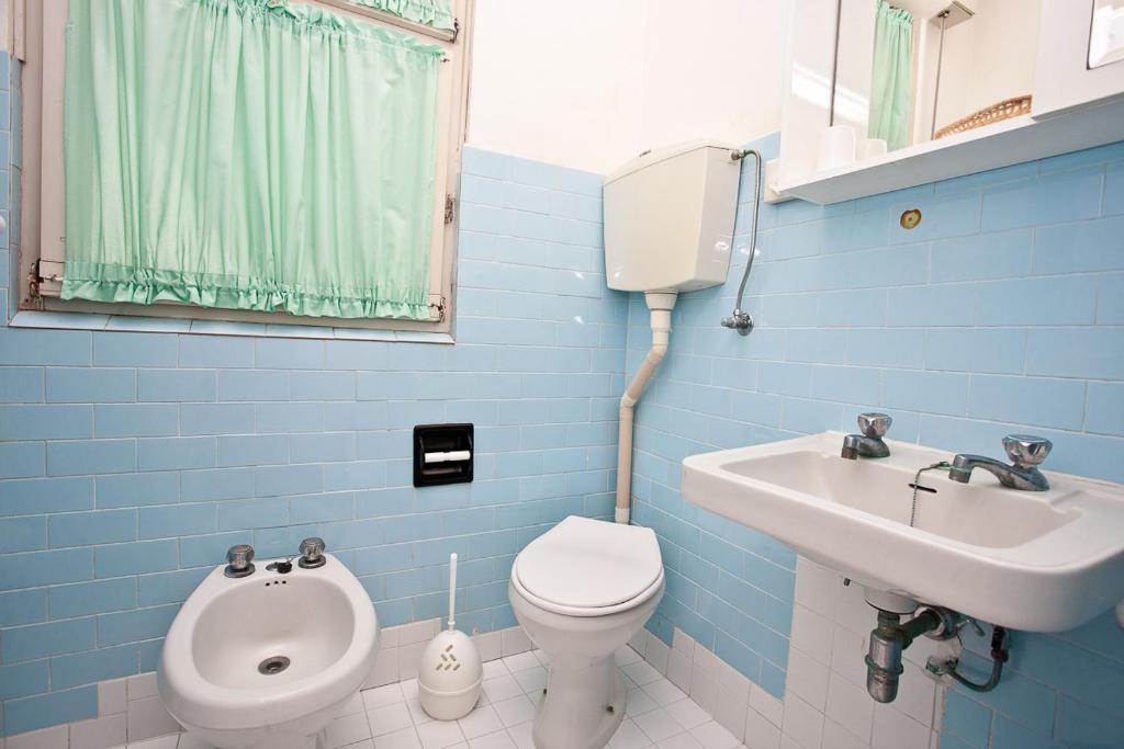 Hotel Trevi チェゼナーティコ 部屋 写真